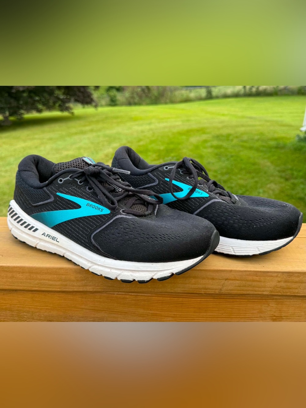 Brooks Women’s Running Shoes in Black with Teal Accents